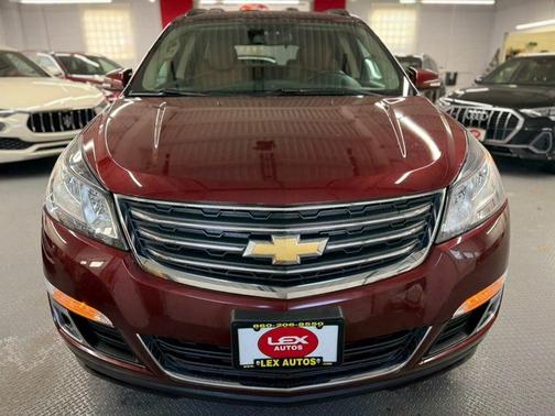 2017 Chevrolet Traverse 2LT