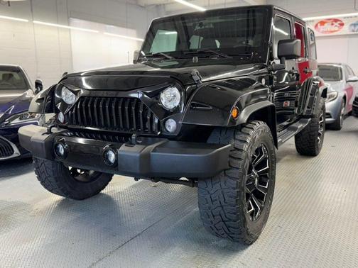 Black Clearcoat 2018 Jeep Wrangler JK Unlimited Sahara