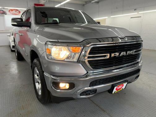 Billet Silver Metallic Clearcoat 2019 RAM 1500 Big Horn