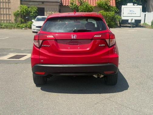 Milano Red 2016 Honda HR-V LX