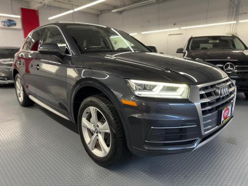 2020 Audi Q5 45 Premium Plus