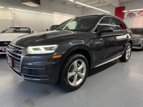 2020 Audi Q5 45 Premium Plus
