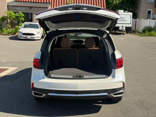 White Diamond Pearl 2018 Acura MDX 3.5L w/Advance & Entertainment Pkgs