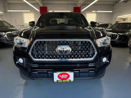 2018 Toyota Tacoma TRD Sport