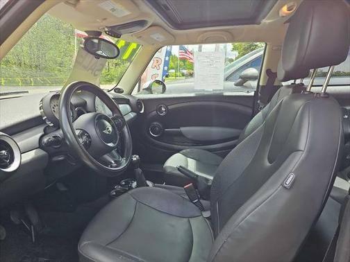 2011 MINI Cooper Base