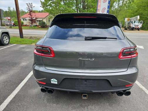 2015 Porsche Macan S