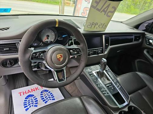 2015 Porsche Macan S