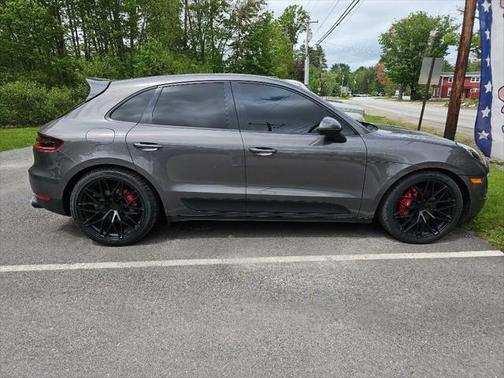 2015 Porsche Macan S