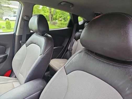 2012 Hyundai TUCSON Limited