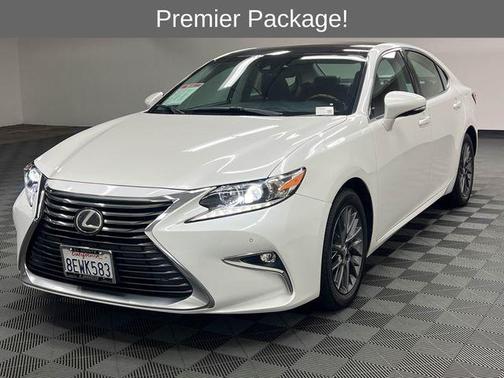 Eminent White Pearl 2018 Lexus ES 350 Base