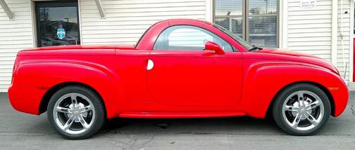 2004 Chevrolet SSR Reg Cab 116.0'' WB LS