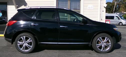 2009 Nissan Murano LE