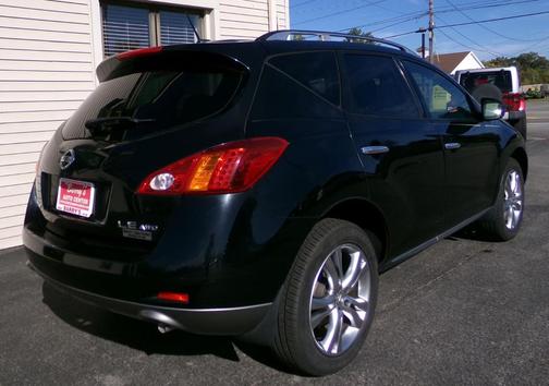 2009 Nissan Murano LE