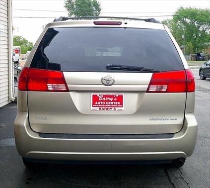 2005 Toyota Sienna XLE