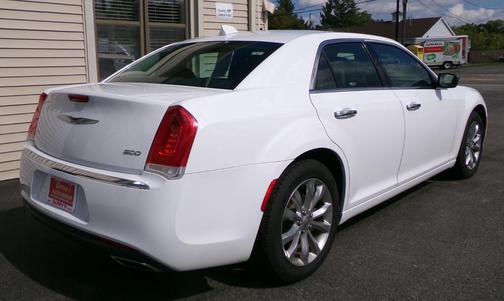 2019 Chrysler 300 Limited