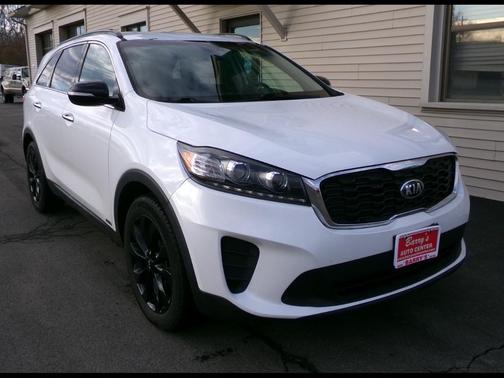 2019 Kia Sorento S