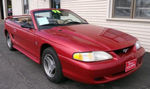 1998 Ford Mustang Base