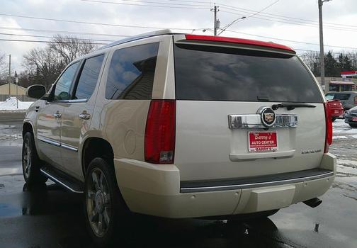2014 Cadillac Escalade Luxury