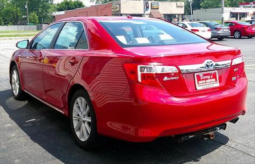 2012 Toyota Camry Hybrid LE