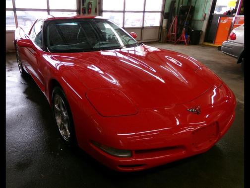 2001 Chevrolet Corvette Base