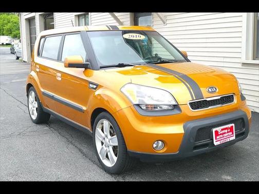 2010 Kia Soul +