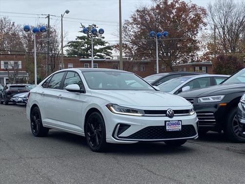 2025 Volkswagen Jetta 1.5T SE