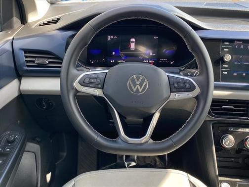 2023 Volkswagen Taos SE 4Motion