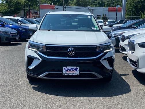 2023 Volkswagen Taos SE