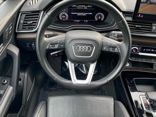 2023 Audi Q5 45 S line Premium Plus