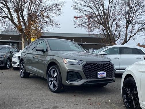 2023 Audi Q5 45 S line Premium Plus