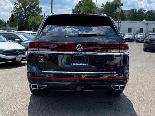 2024 Volkswagen Atlas 2.0T SEL Premium R-Line 4MOTION