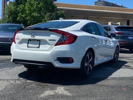 2017 Honda Civic Touring