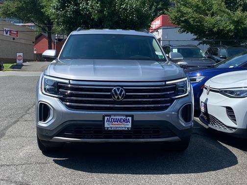 2024 Volkswagen Atlas 2.0T SE w/Technology 4MOTION
