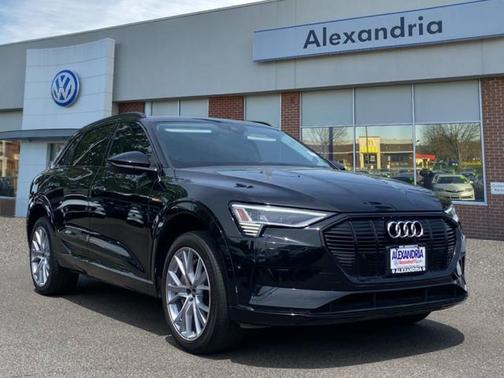 2021 Audi e-tron Prestige