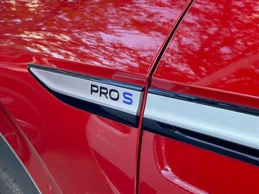 2023 Volkswagen ID.4 Pro S Plus
