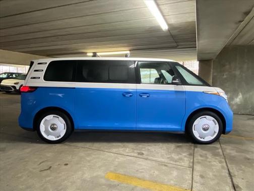 2025 Volkswagen ID. Buzz 1st Edition with 4MOTION