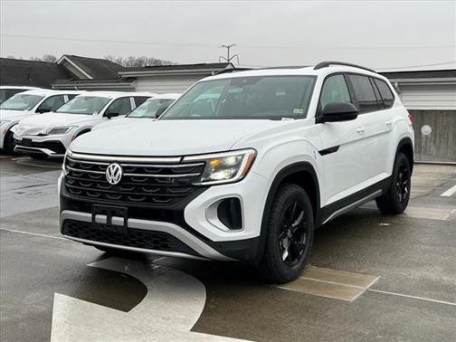 2025 Volkswagen Atlas Peak Edition 4Motion