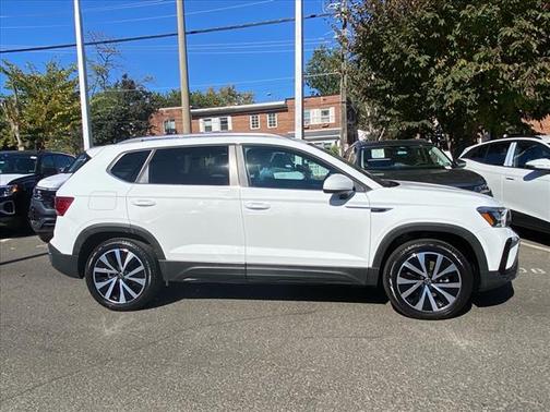2022 Volkswagen Taos 1.5T SE