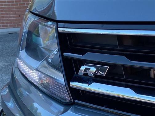 2021 Volkswagen Tiguan 2.0T SE R-Line Black 4MOTION