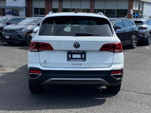 2022 Volkswagen Taos 1.5T SE