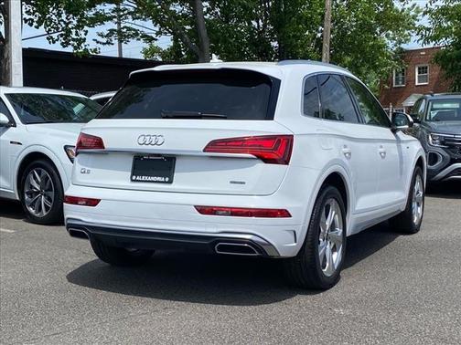 2022 Audi Q5 45 S line Premium Plus
