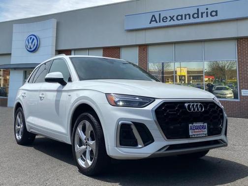 2022 Audi Q5 45 S line Premium Plus