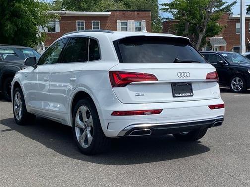 2022 Audi Q5 45 S line Premium Plus