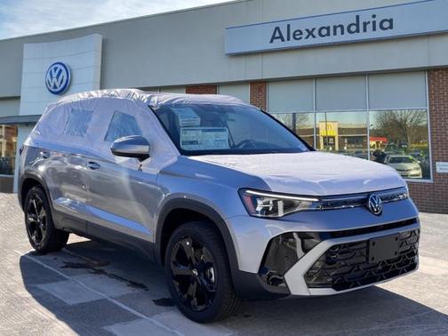 2025 Volkswagen Taos SEL 4Motion