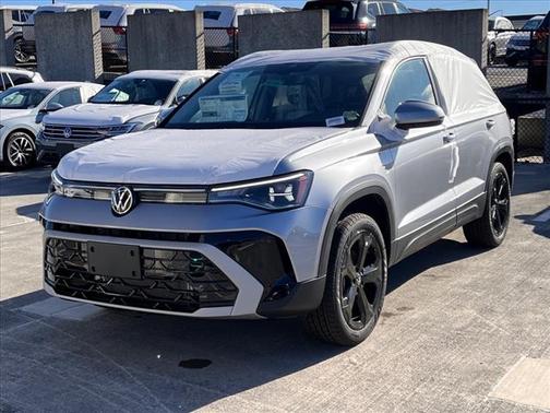 2025 Volkswagen Taos SEL 4Motion