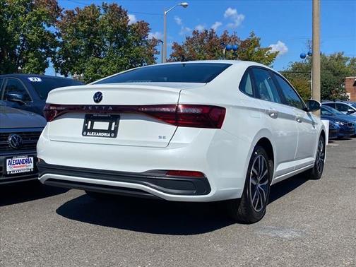 2025 Volkswagen Jetta 1.5T SE
