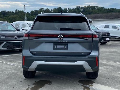 2025 Volkswagen Tiguan 2.0T SE 4MOTION