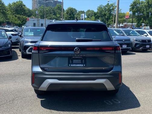 2025 Volkswagen Tiguan 2.0T SE 4MOTION
