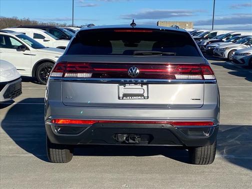 2025 Volkswagen Atlas Cross Sport 2.0T SEL
