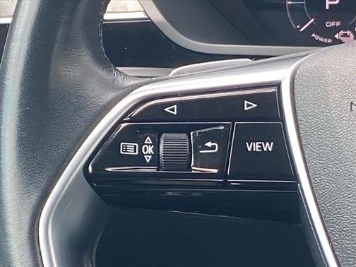 2021 Audi e-tron Premium